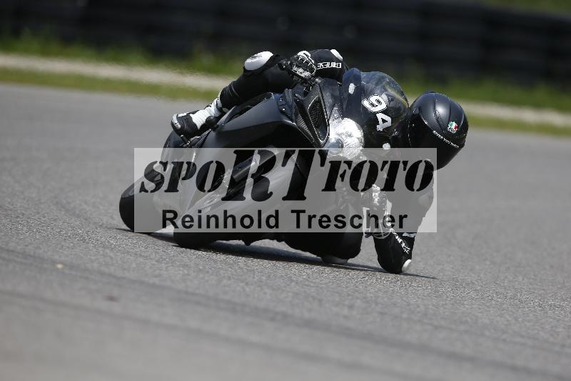 /Archiv-2024/29 12.06.2024 MOTO.CH Track Day ADR/Gruppe blau/94